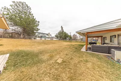 5492 S 825 E, South Ogden, UT 84405 - Photo 30