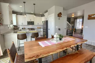 263 S Sunburst Dr W, Layton, UT 84041 - Photo 10