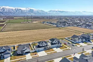 263 S Sunburst Dr W, Layton, UT 84041 - Photo 36