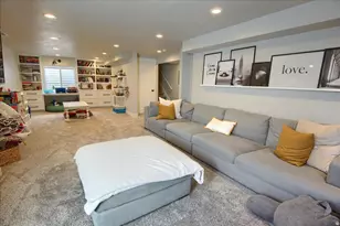 263 S Sunburst Dr W, Layton, UT 84041 - Photo 18