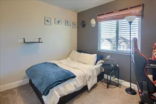 263 S Sunburst Dr W, Layton, UT 84041 - Photo 22