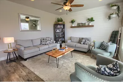 263 S Sunburst Dr W, Layton, UT 84041 - Photo 12