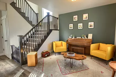 263 S Sunburst Dr W, Layton, UT 84041 - Photo 4