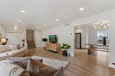 2569 N 2900 E, Layton, UT 84040 - Photo 4