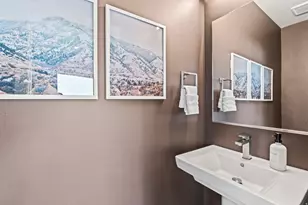 765 N 400 W, Salt Lake City, UT 84103 - Photo 30