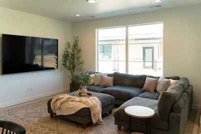 237 E 850 S, Spanish Fork, UT 84660 - Photo 2