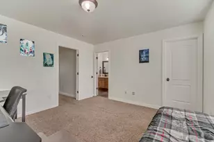 10619 S Oquirrh Lake Rd W, South Jordan, UT 84009 - Photo 12