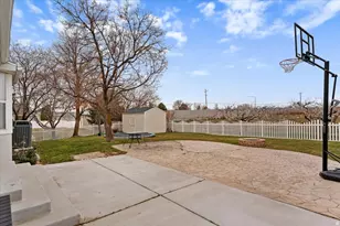 1351 E Baer Rd, Fruit Heights, UT 84037 - Photo 36