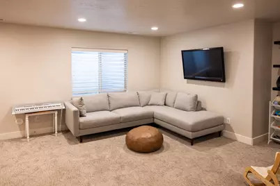 906 S Crescent Way, Mapleton, UT 84664 - Photo 20