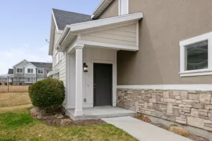 12702 S City Heights Dr W, Riverton, UT 84065 - Photo 2