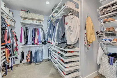 8223 S 1000 E, Sandy, UT 84094 - Photo 20