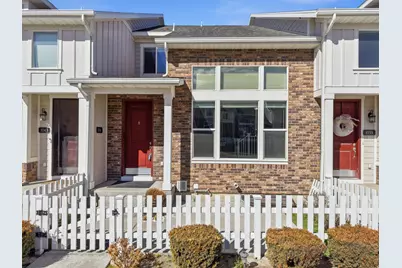 1041 W Painted Horse Ln, Bluffdale, UT 84065 - Photo 4