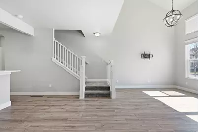 1041 W Painted Horse Ln, Bluffdale, UT 84065 - Photo 10