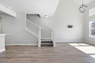 1041 W Painted Horse Ln, Bluffdale, UT 84065 - Photo 10