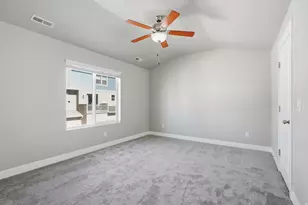 1041 W Painted Horse Ln, Bluffdale, UT 84065 - Photo 16