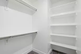 1041 W Painted Horse Ln, Bluffdale, UT 84065 - Photo 18