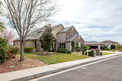 325 W River Willow Ln Ln, Washington, UT 84780 - Photo 2