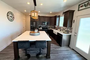 1072 E 480 S, Smithfield, UT 84335 - Photo 10