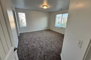 107 E Ashgrove Ln, Saratoga Springs, UT 84045 - Photo 10