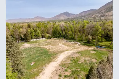 2323 E Walker Ln, Holladay, UT 84117 - Photo 18