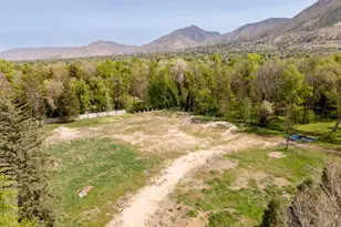 2323 E Walker Ln, Holladay, UT 84117 - Photo 18