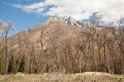 2323 E Walker Ln, Holladay, UT 84117 - Photo 2