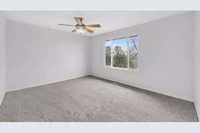 9976 S Tamara St E, Sandy, UT 84094 - Photo 14