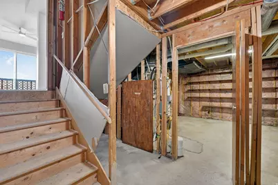 9976 S Tamara St E, Sandy, UT 84094 - Photo 22