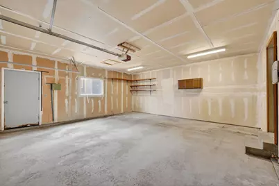 9976 S Tamara St E, Sandy, UT 84094 - Photo 34