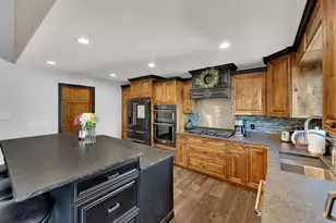 9298 N Deerfield Cir, Eagle Mountain, UT 84005 - Photo 12