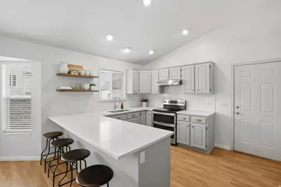 598 S 800 W, Lehi, UT 84043 - Photo 6