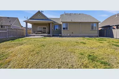 8494 N Turnberry Rd E, Eagle Mountain, UT 84005 - Photo 24