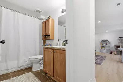 8494 N Turnberry Rd E, Eagle Mountain, UT 84005 - Photo 22