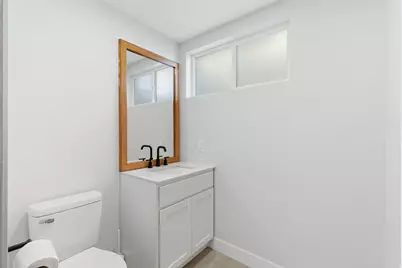 2313 E Patriot Dr, Eagle Mountain, UT 84005 - Photo 56