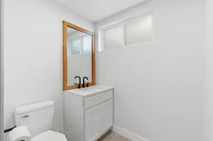 2313 E Patriot Dr, Eagle Mountain, UT 84005 - Photo 56