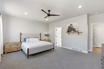 2313 E Patriot Dr, Eagle Mountain, UT 84005 - Photo 34