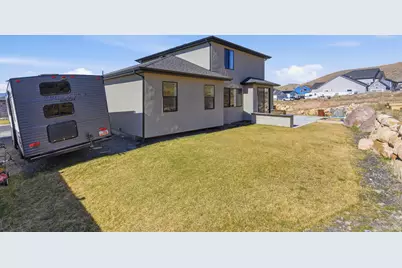 2313 E Patriot Dr, Eagle Mountain, UT 84005 - Photo 62