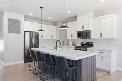 2313 E Patriot Dr, Eagle Mountain, UT 84005 - Photo 24