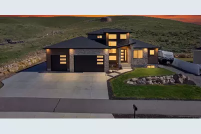 2313 E Patriot Dr, Eagle Mountain, UT 84005 - Photo 1