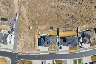 2313 E Patriot Dr, Eagle Mountain, UT 84005 - Photo 70