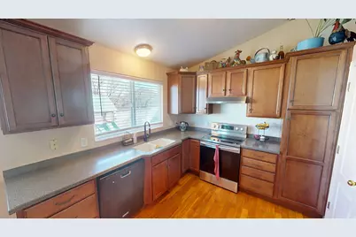 3341 S Mindy Cir W, West Valley, UT 84120 - Photo 2