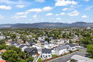 4892 S Snarr Haven Ct W, Taylorsville, UT 84129 - Photo 34