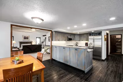 1908 E Baywood Dr S, Salt Lake City, UT 84117 - Photo 10