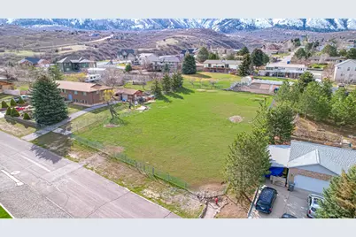 650 E Bridger Ln, Elk Ridge, UT 84651 - Photo 28