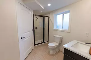 732 Sheringham Ct, Farmington, UT 84025 - Photo 46