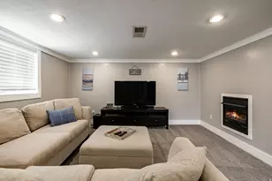 1323 E 22nd St S, Ogden, UT 84401 - Photo 6