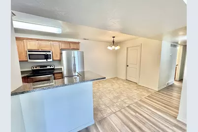 848 E Bristle Pine Pl #11, Millcreek, UT 84106 - Photo 4