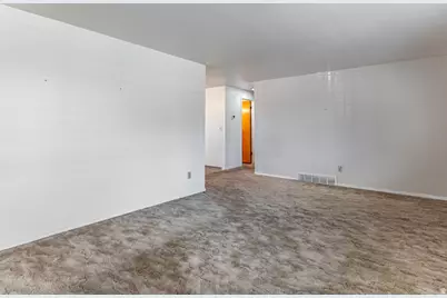 2001 N 400 W, Sunset, UT 84015 - Photo 8