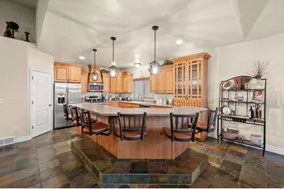 9987 S Tee Shot Cir, South Jordan, UT 84009 - Photo 12