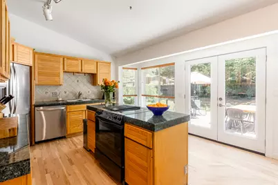 7717 S 3500 E, Cottonwood Heights, UT 84121 - Photo 14